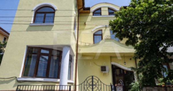 Spatiu educational intr o vila parcul carol