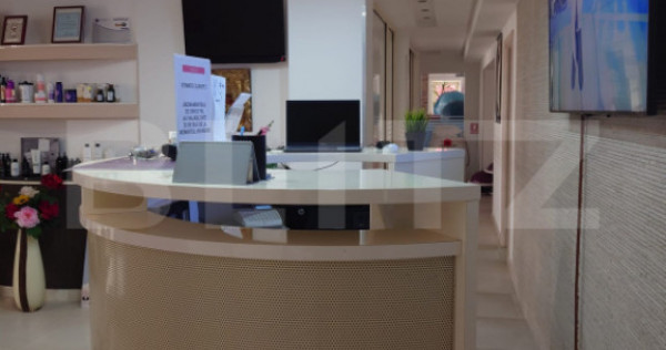 Spatiu comercial, 290 mp, zona micro 3