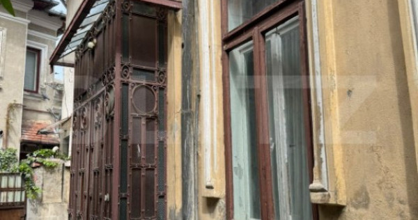 Casa cu 3 camere, 70 mp, zona ultracentrala