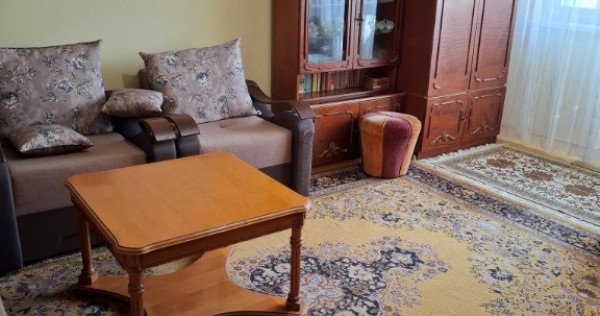 Proprietar, apartament 4 camere, călărașilor, etaj 1, viziru iii