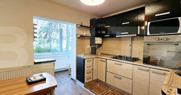 Apartament cu 3 camere, parter -sf.gheorghe