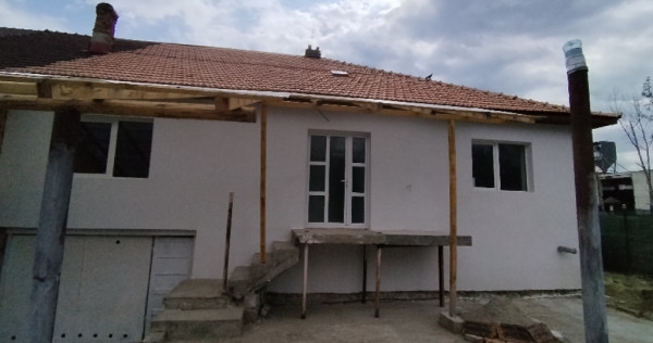 Casă, curtea de argeș, cartier ivancea