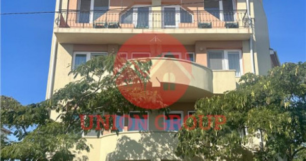 Pensiune foarte spatioasa cu vedere frontala la mare, langa