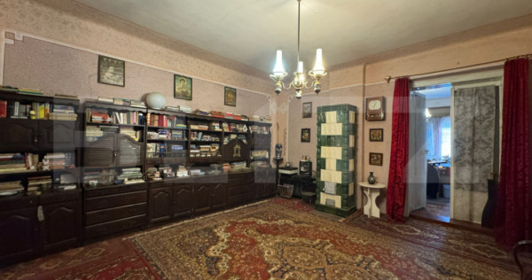 Casa cu 4 camere, 170mp si teren de 1488mp in mânerău