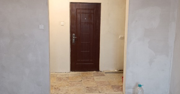 Vand garsonieră piatra neamt