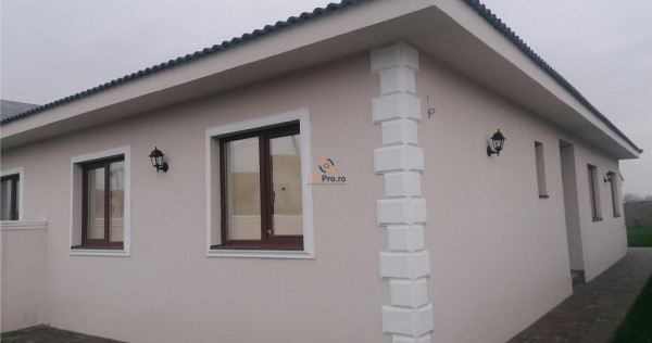 Casa noua vatra satului sag