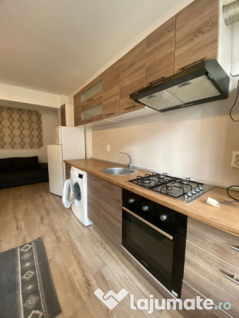 Apartament 2 camere, bloc nou, mobilat și utilat + loc parcare