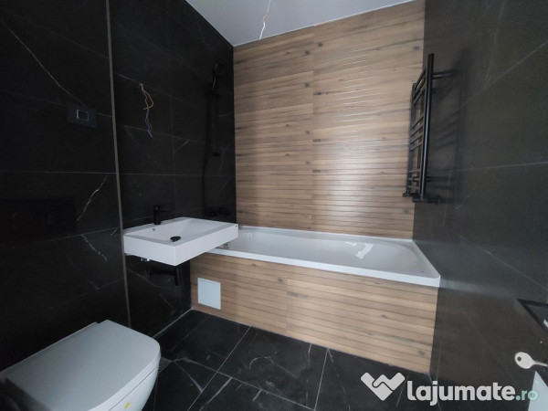 Apartament 3 camere cu grădină fix langa metrou Berceni