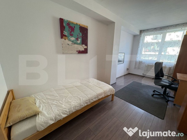 Apartament 3 camere, decomandat, cu parcare, zona strazii Oa