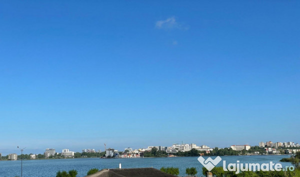 Vila situata in palazu mare zona elvila