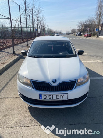 Skoda rapid 2013 masina