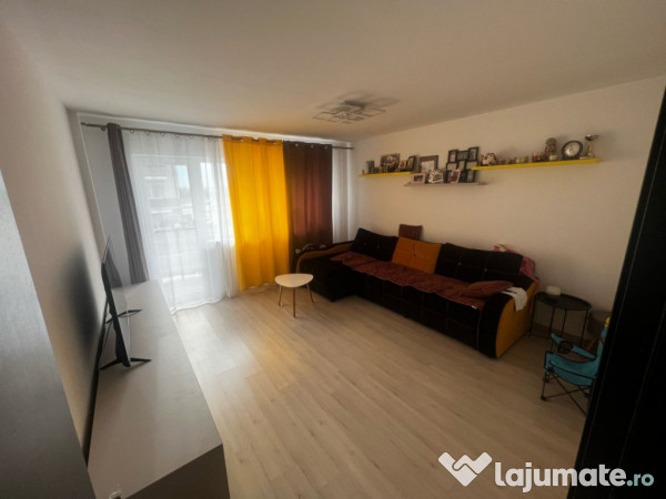 Apartament 3 camere decomandat Subcetate Sanpetru