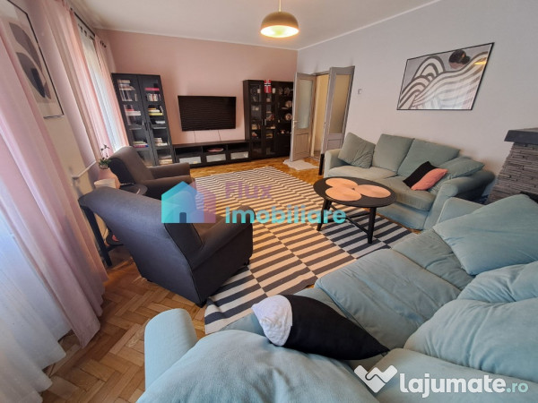 Apartament 4 camere în vilă zonă centrală