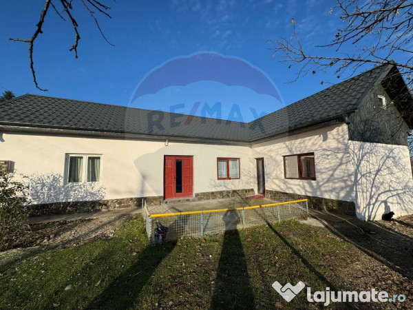 Casă / vilă cu 3 camere in cârligele