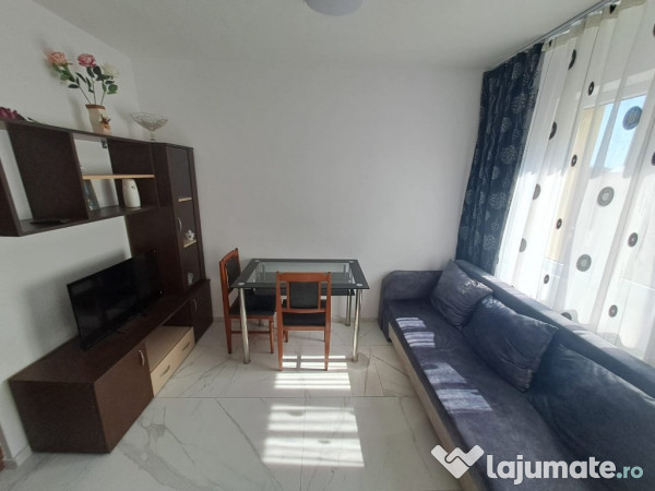Targoviste Micro 4  3 decomandate 65000 euro