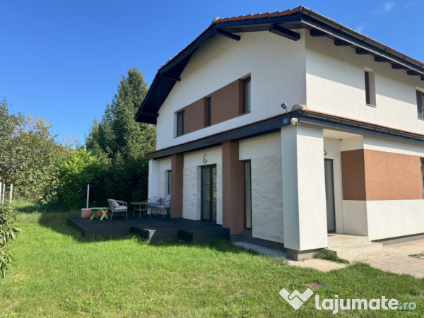 Casă la cheie p+1 modernă, 131 mp utili, teren 250 mp –