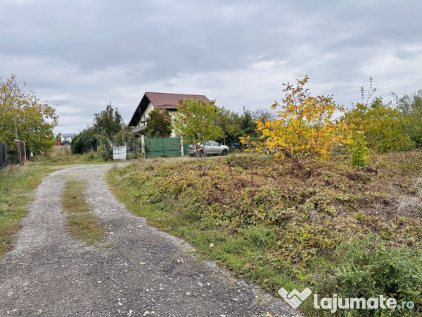 Super teren intravilan 5000 mp, deschidere 17 m, la super pr