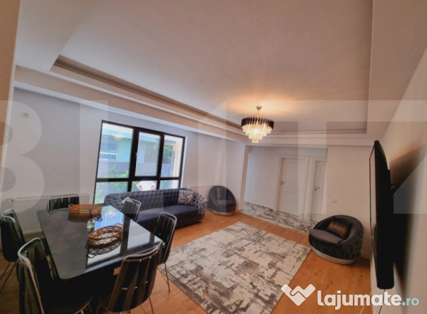 Apartament de lux, 4 camere, curte privată 90 mp si 2 locur
