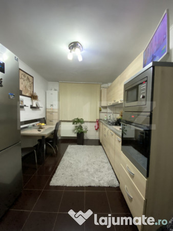 Apartament cu 2 camere, 54 mp, etaj 3/4 – zona decebal