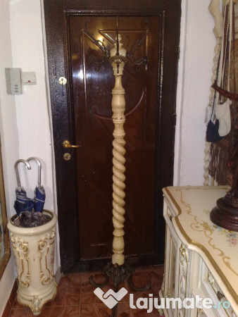 Cuier Pom Vechi Vintage Baroc Venetian 1 000 Lei Lajumate Ro