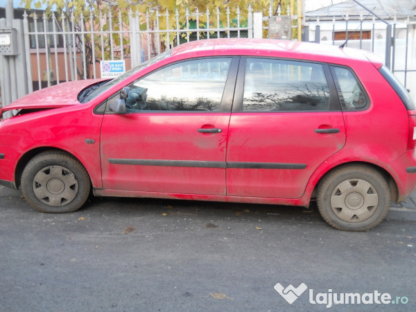 Volkswagen polo 700