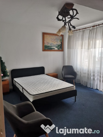 Inchiriez garsoniera decomandata unirii sud