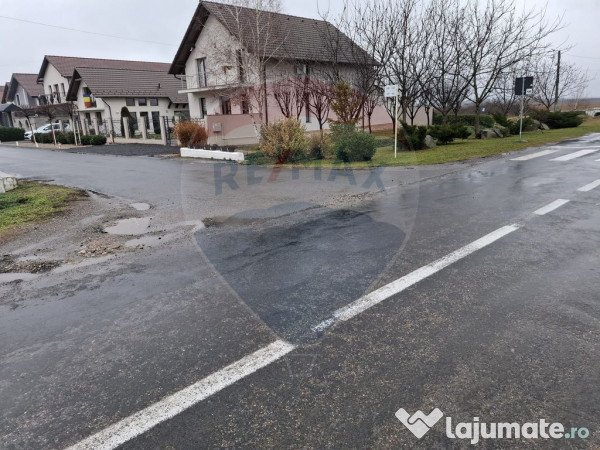 Teren 494mp livada cu puz aprobat/ strada principala