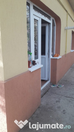 Închiriez casa 2 camere afumați ilfov