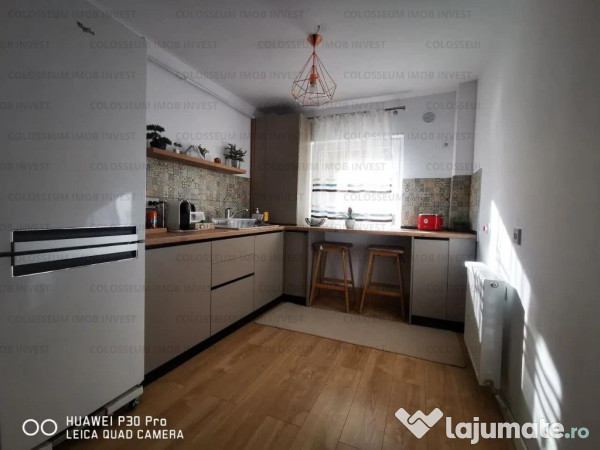 Apartament 3 camere,2 bai, decomandat - zona Racadau