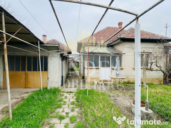 Casa cu teren 2000mp in centrul Dumbravitei- Sandor Petofi