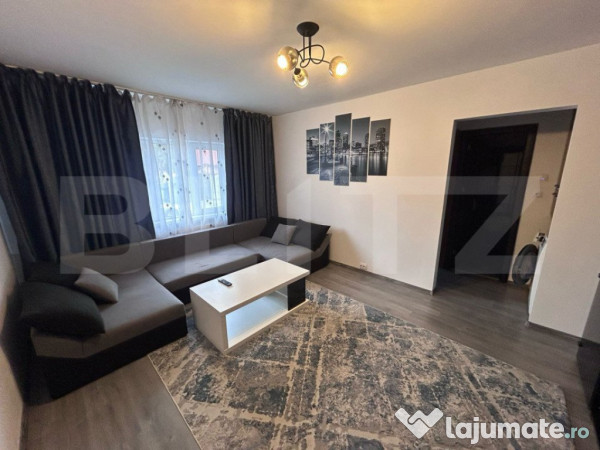 Apartament cu 2 camere, semi-decomandat, zona Craiovita Noua