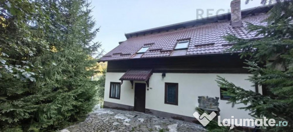 Proprietate cu 2 corpuri de casa ideala pentru circuit turis