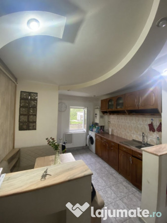 Apartament 2 camere 52mp langa biserica mare