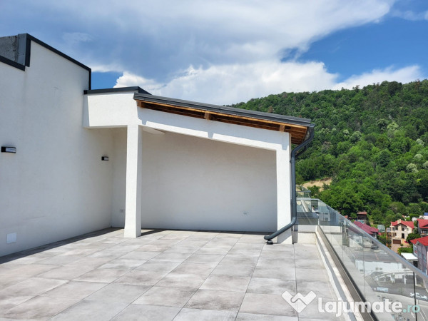 Penthouse de vis în inima orașului