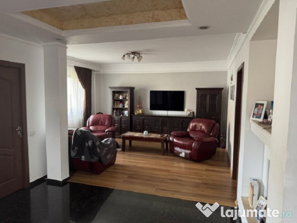Casa cu 5 camere mobilata si utilata complet|toate utilitatile