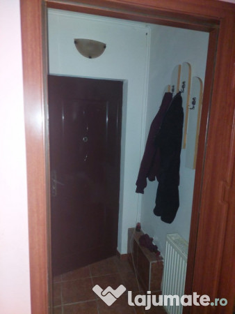 Vânzare cameră de camin podu ros casa sindicate