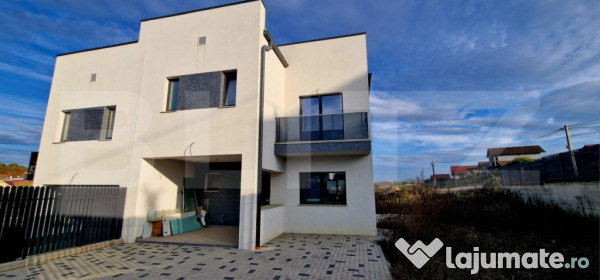 Casă nouă cu vedere spre pădure – locul perfect pentru