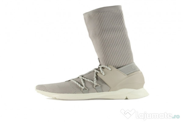 reebok sock runner caged