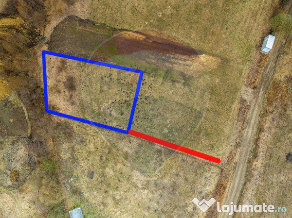 Teren la intrare în chinteni, 1000mp, pentru casă indiv...