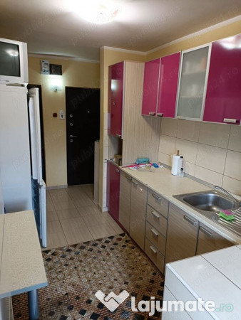 Apartament cu doua camere semidecomandat în Țiglina 2