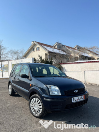 Ford Fusion 1.4 benzina