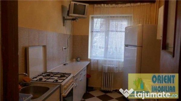 Dacia, apartament 3 camere de vanzare, etaj 2, vanzari Constanta