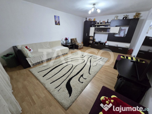 Apartament decomandat de vanzare 59 utili balcon pod zona Di