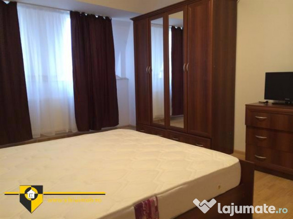 Apartament 3 camere cu 2 baii, balcon cu factura