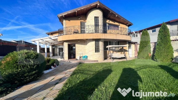 Casa de 4 camere, 400 mp teren, zona anl parc