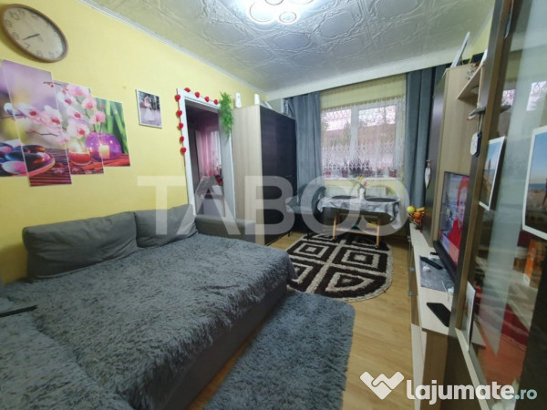 Apartament de vanzare cu 2 camere semidecomandat 40 mp utili