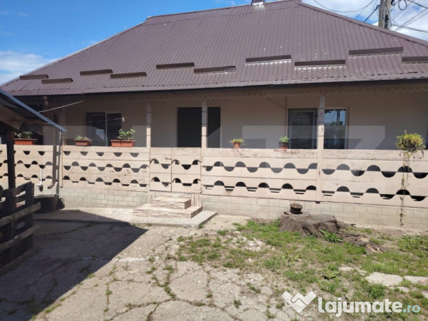 Casă de vânzare, cu 3 camere, 105 mp, zona braiesti