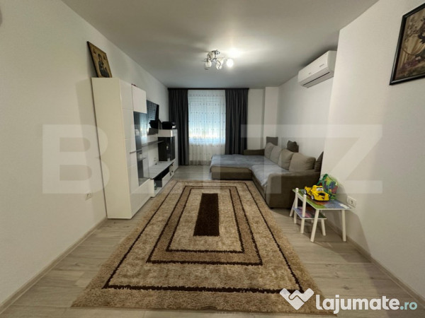 Apartament modern 4 camere,2 bai,cugir zona bulevard