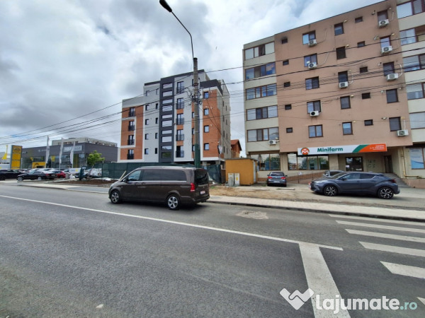 Apartament lux - kamsas - bloc stradal - totul nou - lift -