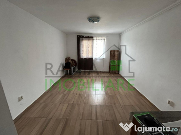 Garsoniera de vanzare in zarnesti-reprezentare exclusiva com